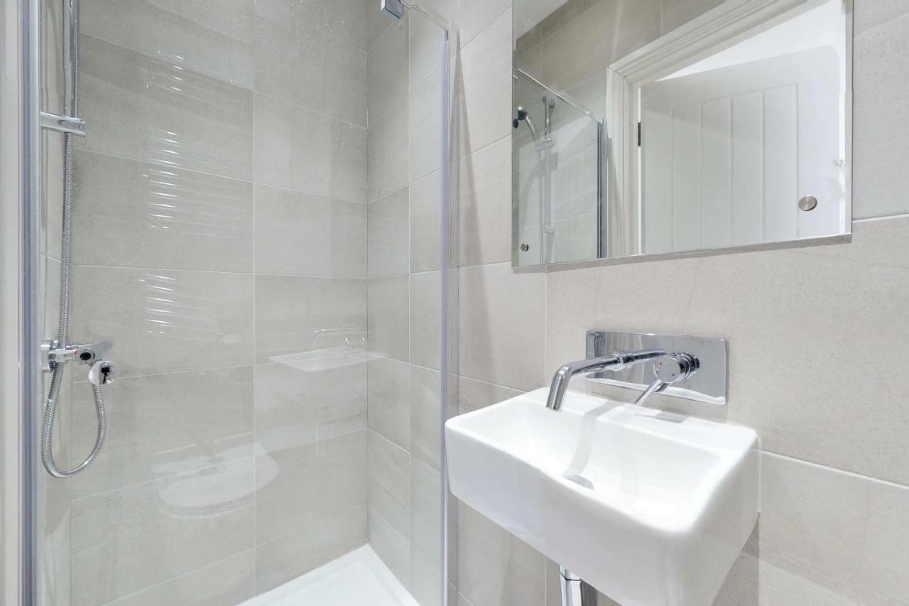 Appartamento Stunning Luminous Penthouse/ 2Beds 2Baths Bournemouth Esterno foto